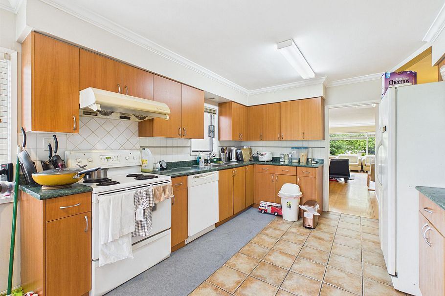 7692 Osler Street Vancouver, BC - 17
