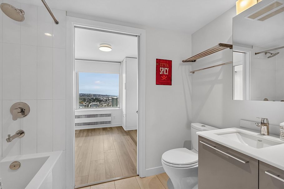 2206 8131 Nunavut Lane Vancouver, BC - 19
