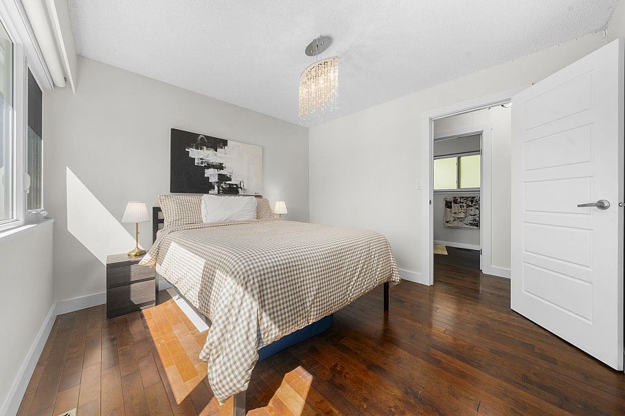2086 Rivergrove Place North Vancouver, BC - 31