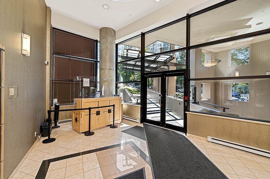 411 1367 Alberni Street Vancouver, BC - 30