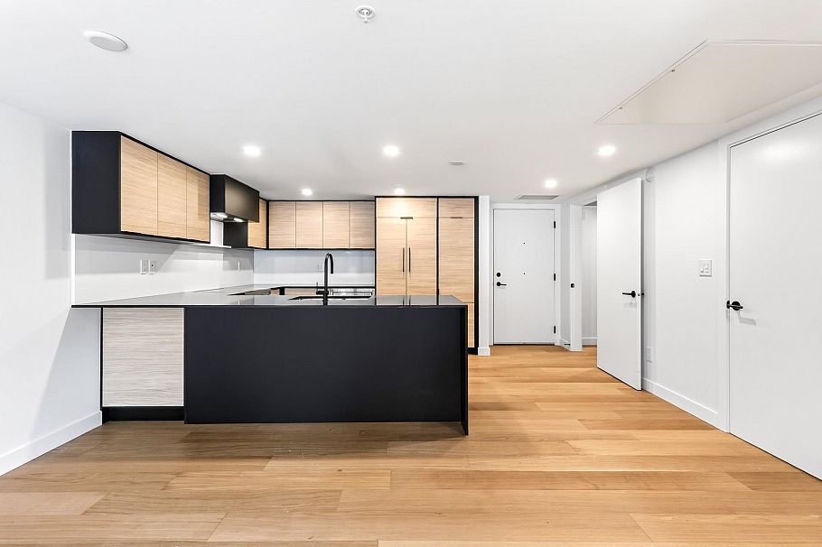 103 6485 Manitoba Street Vancouver, BC - 8