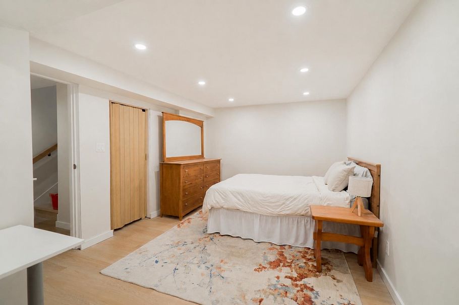 1139 Heritage Boulevard North Vancouver, BC - 33