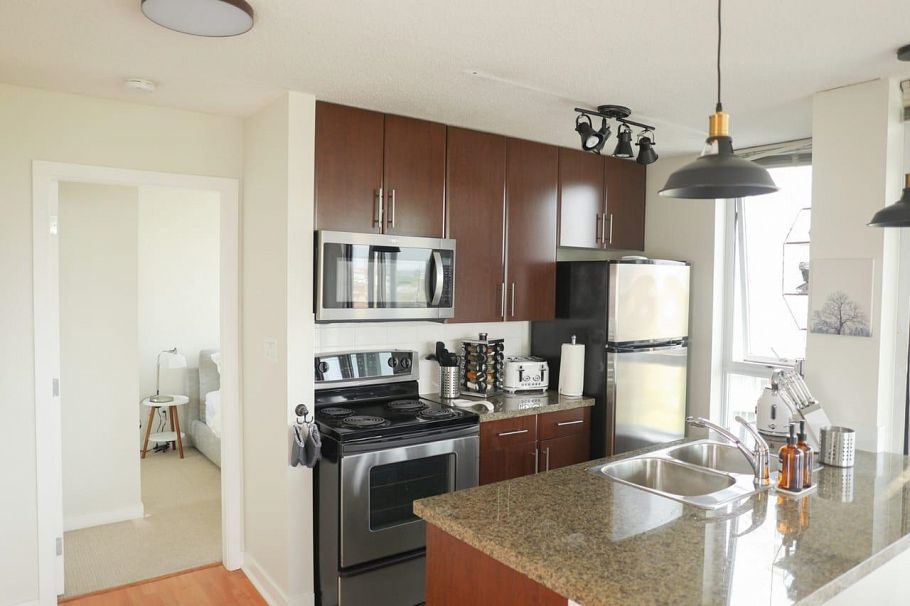 1009 688 Abbott Street Vancouver, BC - 24