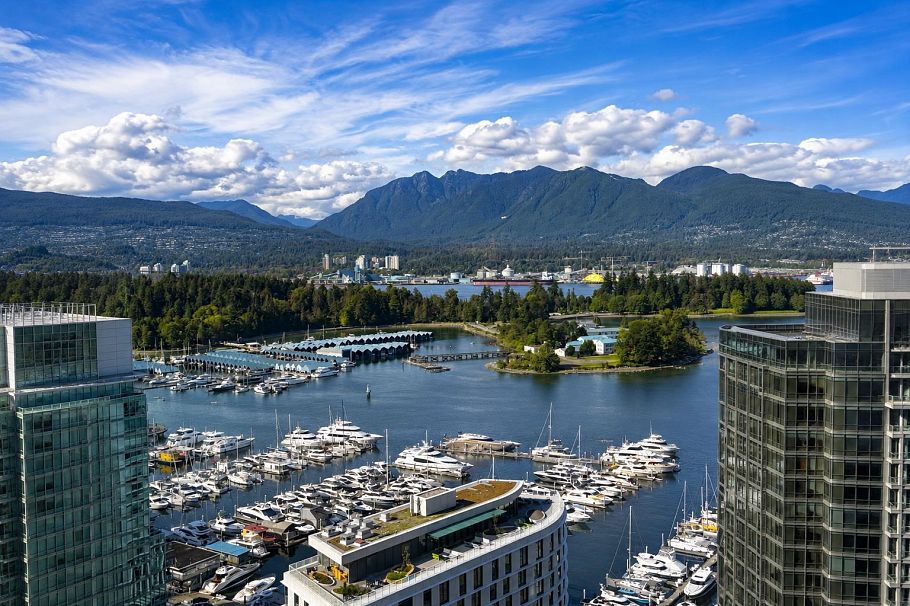 2906 1328 W Pender Street Vancouver, BC - 1