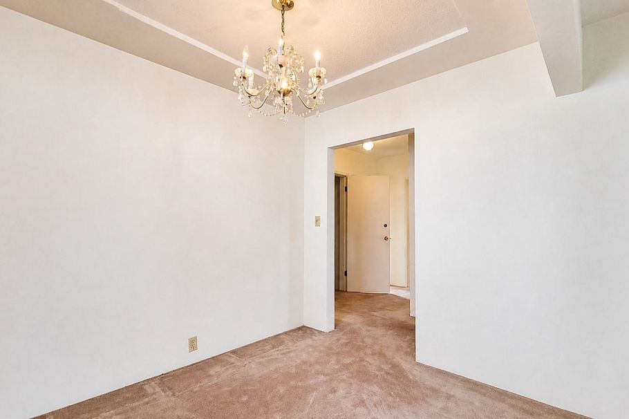 2748 E 6th Avenue Vancouver, BC - 14