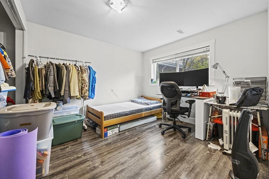 778 E 52nd Avenue Vancouver, BC - 14