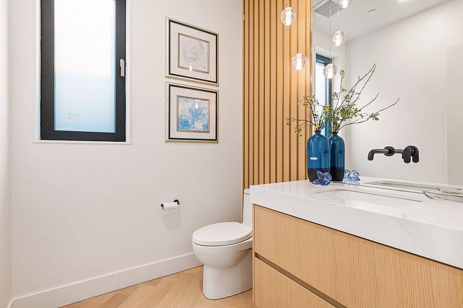 2 4956 Chester Street Vancouver, BC - 11