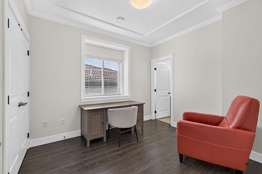 1010 E 55th Avenue Vancouver, BC - 29