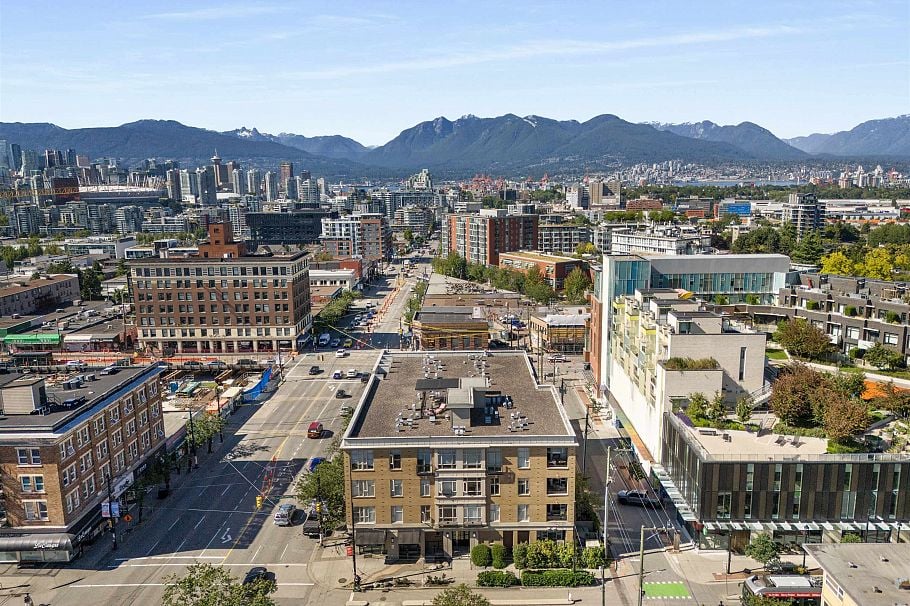 212 205 E 10th Avenue Vancouver, BC - 26
