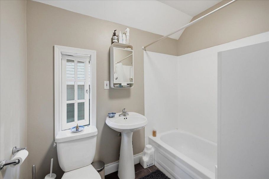 761 E 15th Avenue Vancouver, BC - 20