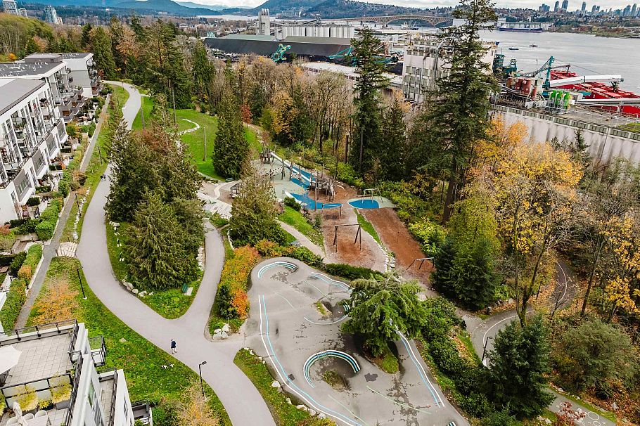 206 245 St. Davids Avenue North Vancouver, BC - 29