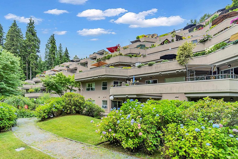 604 1500 Ostler Court North Vancouver, BC - 32