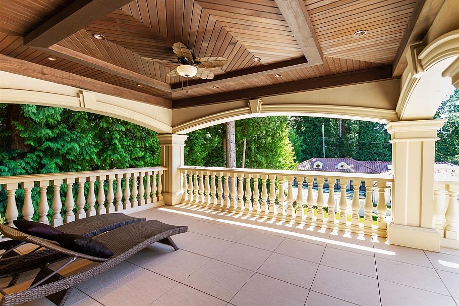 4768 W 4th Avenue Vancouver, BC - 18
