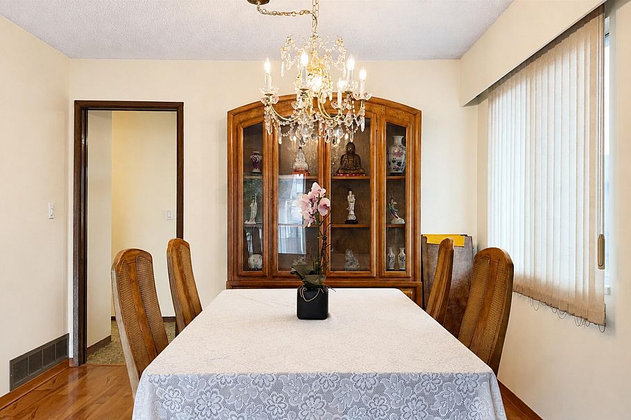 2184 E 35th Avenue Vancouver, BC - 6