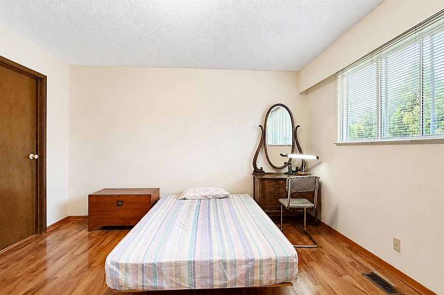 2184 E 35th Avenue Vancouver, BC - 12