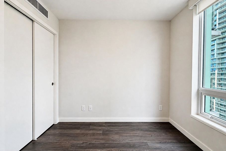 1608 8189 Cambie Street Vancouver, BC - 8