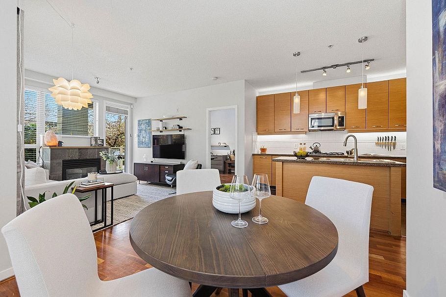 223 530 Raven Woods Drive North Vancouver, BC - 17