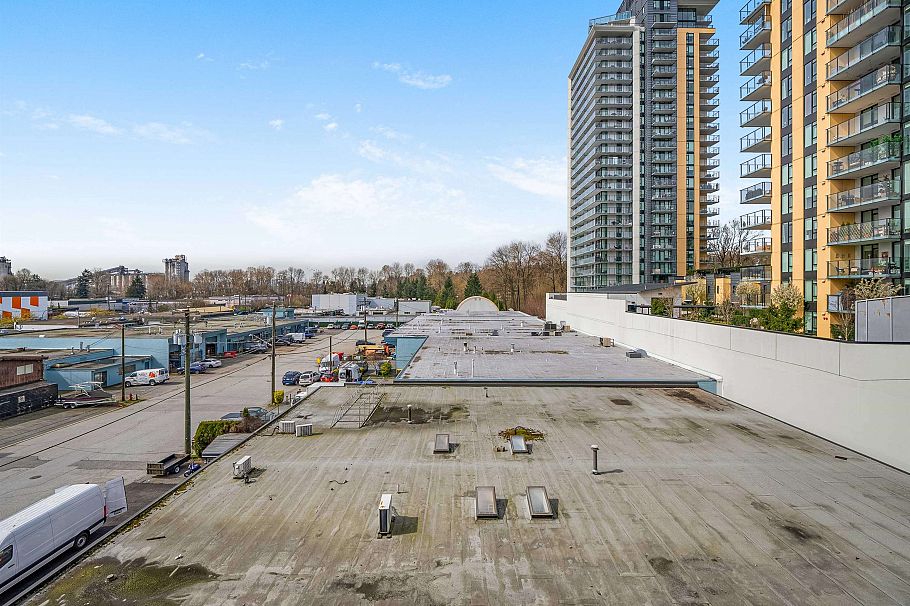 401 1496 Charlotte Road North Vancouver, BC - 30