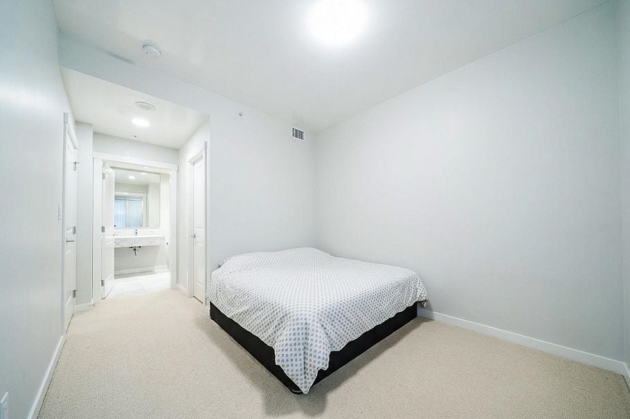 112 5638 Birney Avenue Vancouver, BC - 17