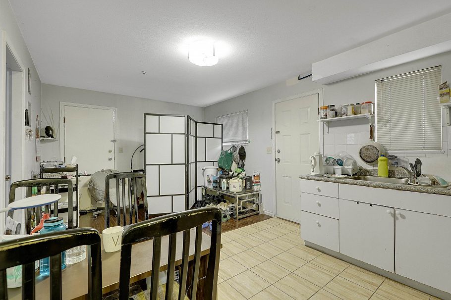 1457 E 18th Avenue Vancouver, BC - 25