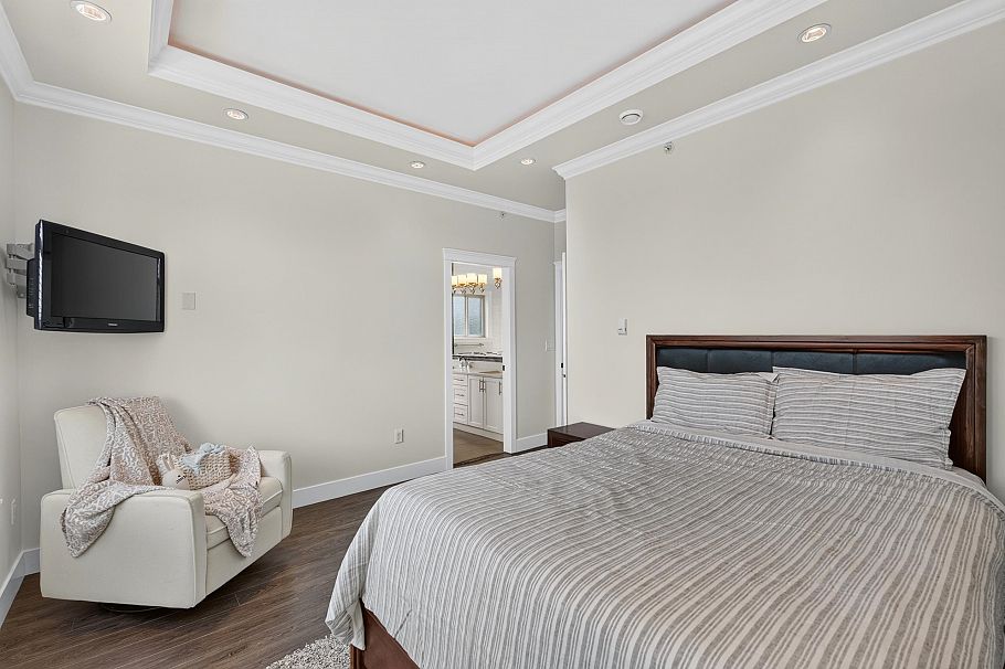 1010 E 55th Avenue Vancouver, BC - 21