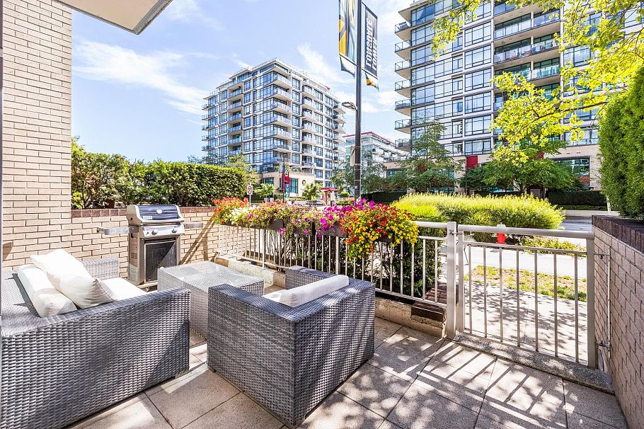 TH8 168 E Esplanade Avenue North Vancouver, BC - 5