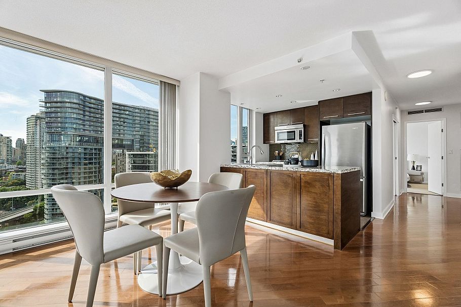 2106 918 Cooperage Way Vancouver, BC - 9