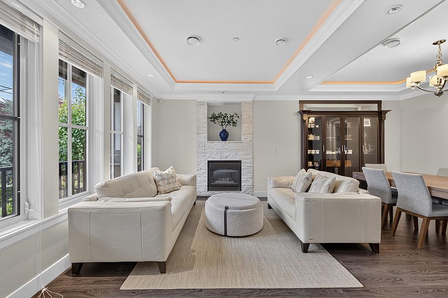 1010 E 55th Avenue Vancouver, BC - 5