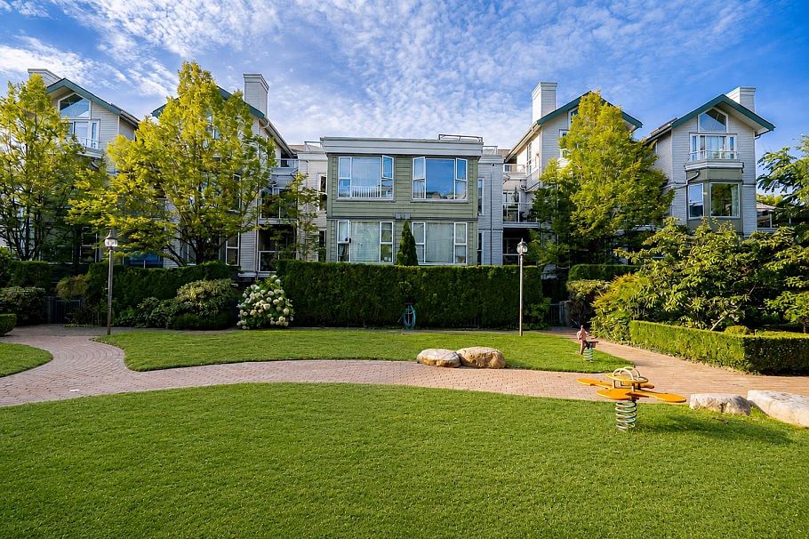 402 228 E 18th Avenue Vancouver, BC - 21