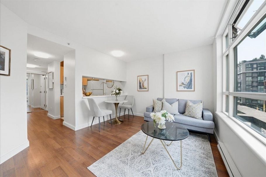510 438 Seymour Street Vancouver, BC - 4