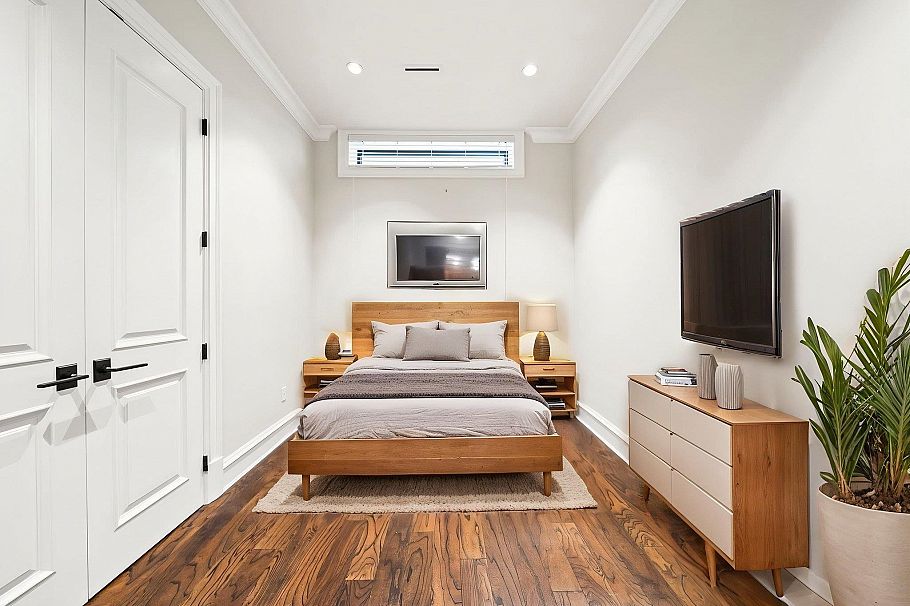 4347 W 9th Avenue Vancouver, BC - 36
