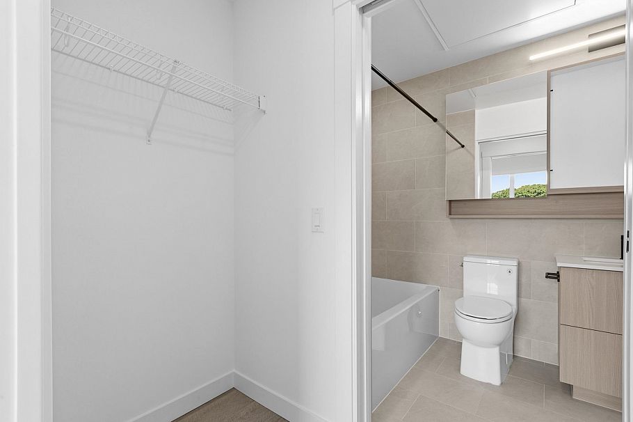 507 2268 E Broadway Vancouver, BC - 14