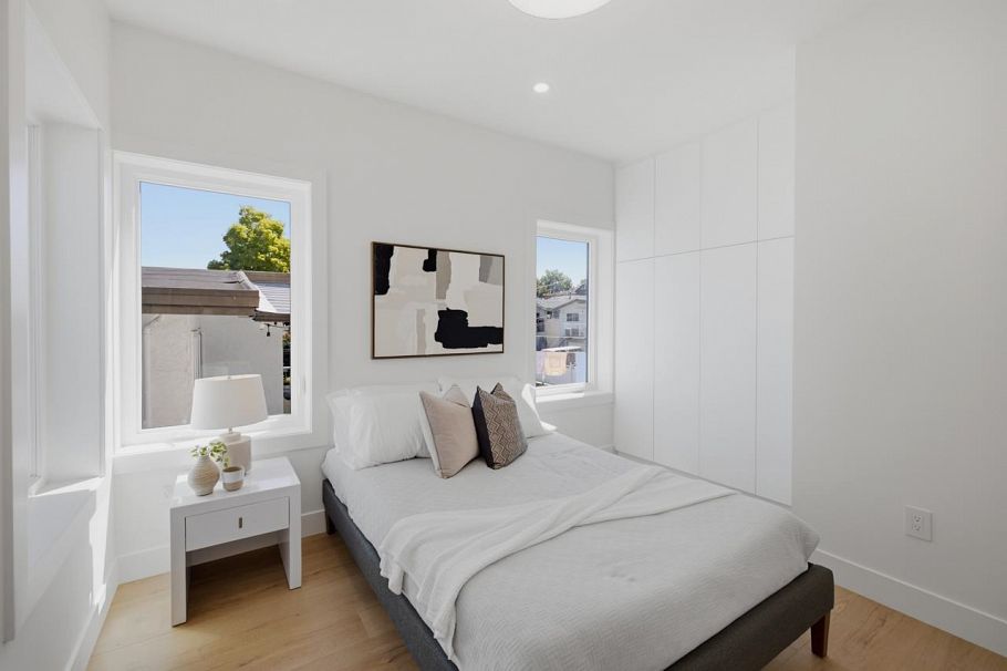 3016 E 19th Avenue Vancouver, BC - 23