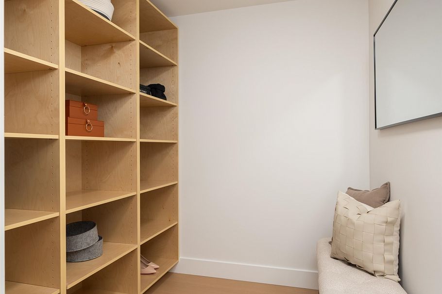 2 2124 E 8 Avenue Vancouver, BC - 17