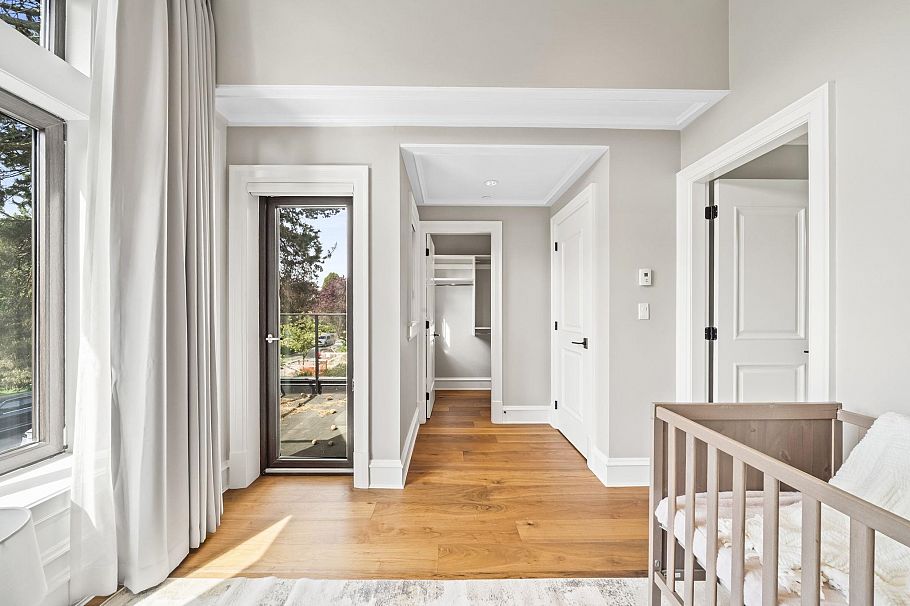 4347 W 9th Avenue Vancouver, BC - 27