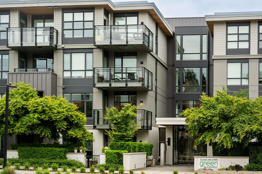 214 707 3rd Street East North Vancouver, BC - 1