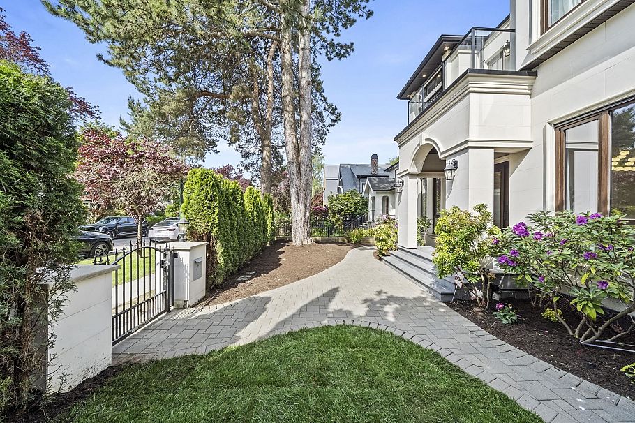 4347 W 9th Avenue Vancouver, BC - 3