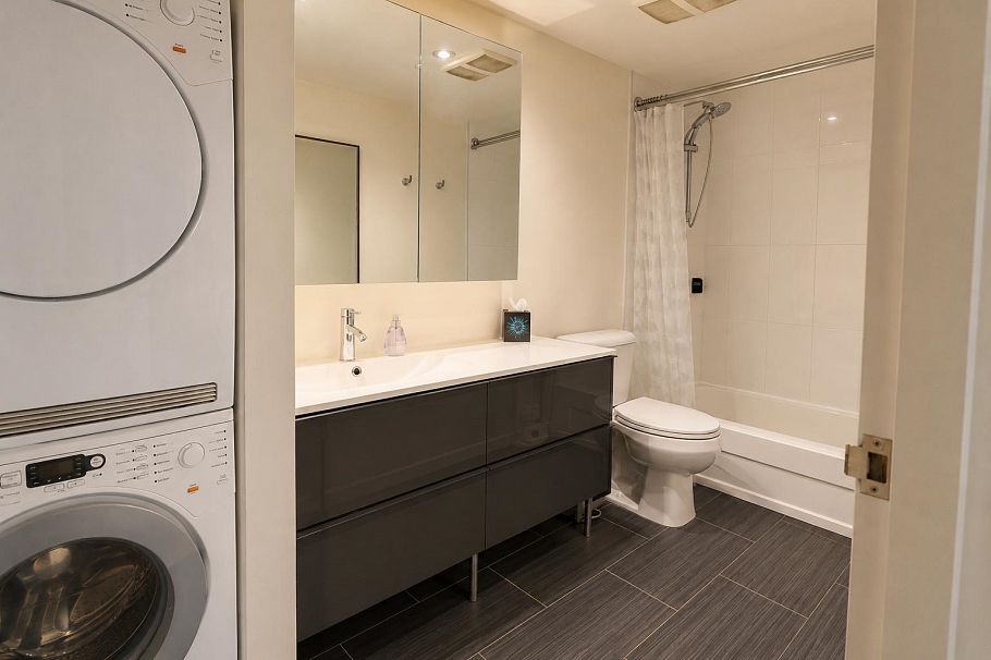 103 1855 Nelson Street Vancouver, BC - 9