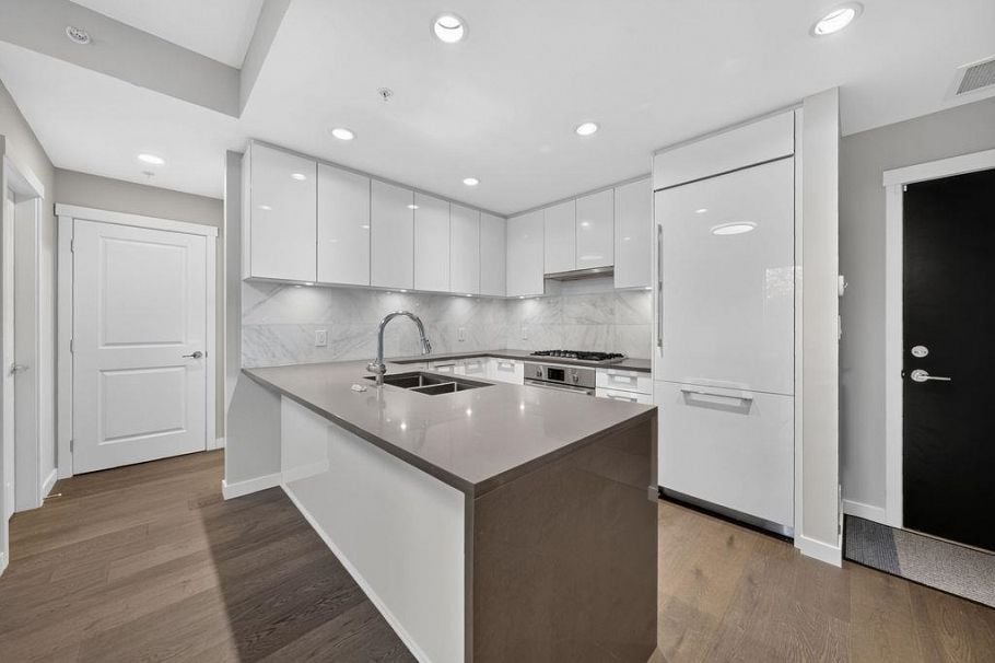 115 5687 Gray Avenue Vancouver, BC - 6