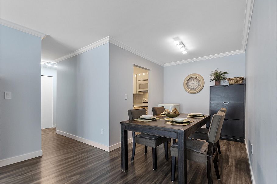 302 2328 Oxford Street Vancouver, BC - 5