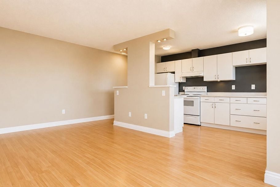 1607 145 St. Georges Avenue North Vancouver, BC - 24