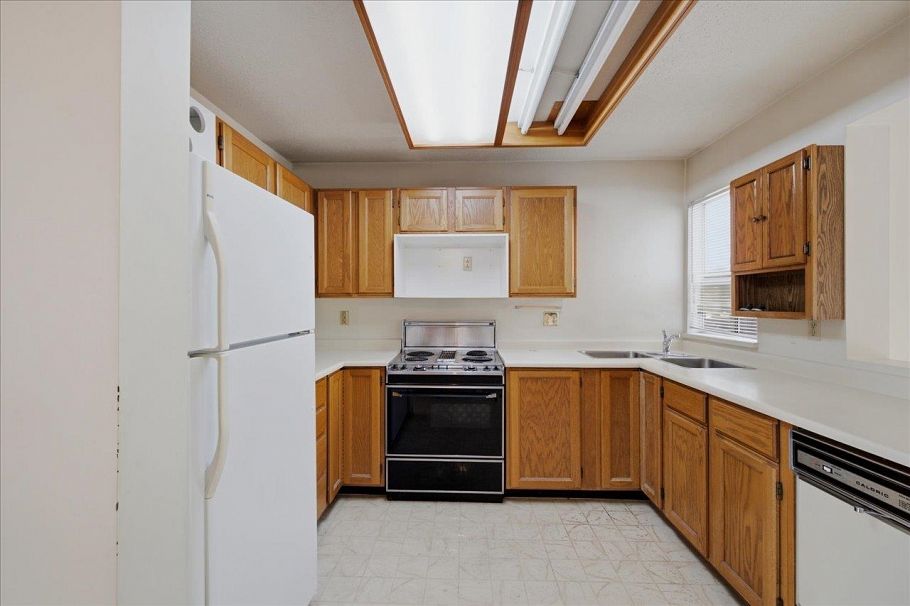 3661 Handel Avenue Vancouver, BC - 7