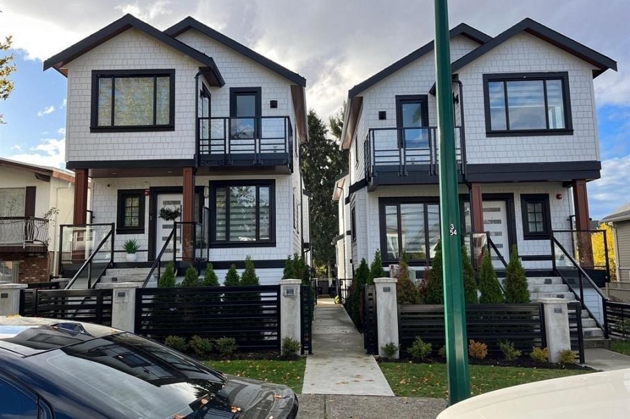 1&2 5455 Killarney Street Vancouver, BC - 5