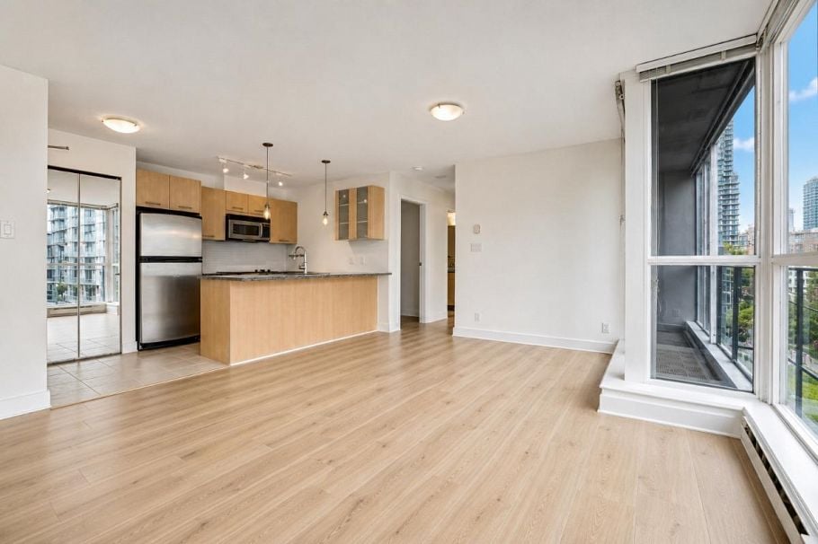 601 1199 Seymour Street Vancouver, BC - 5