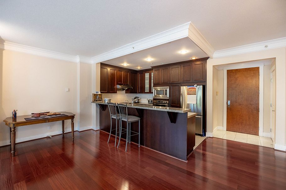 218 4685 Valley Drive Vancouver, BC - 17