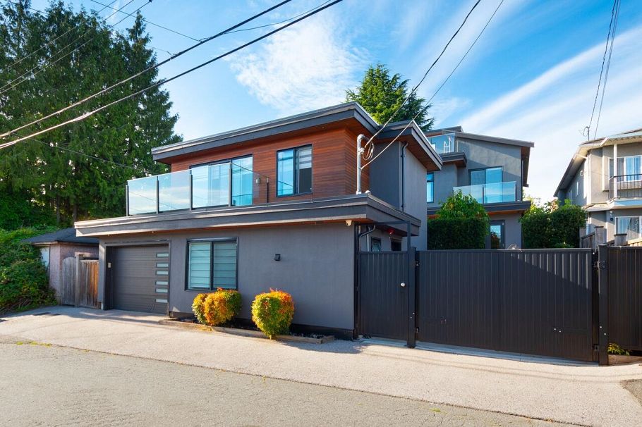 136 E 61st Avenue Vancouver, BC - 36