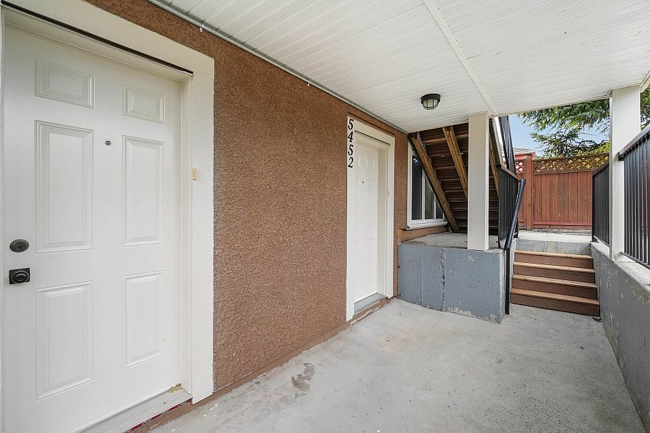 5454 Slocan St Street Vancouver, BC - 24