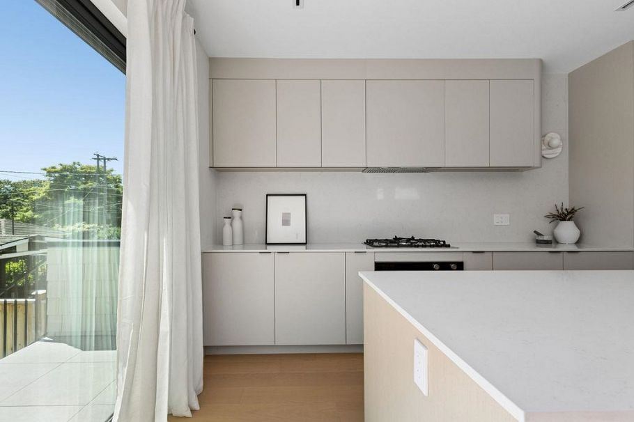 3 2124 E 8 Avenue Vancouver, BC - 15