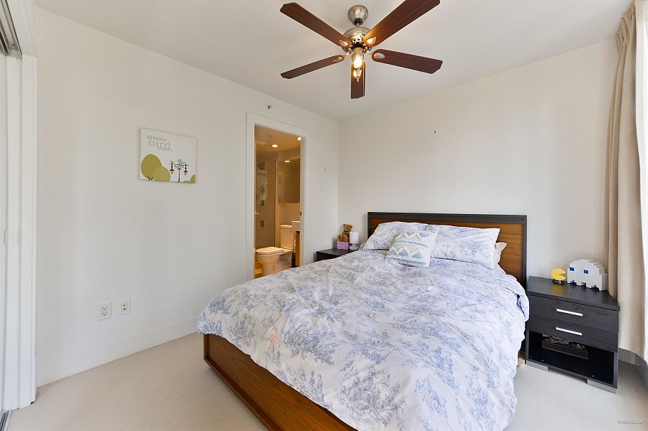 1501 565 Smithe Street Vancouver, BC - 12
