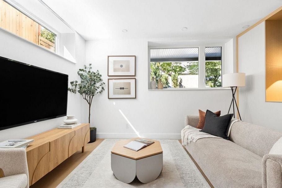 2 2124 E 8 Avenue Vancouver, BC - 13